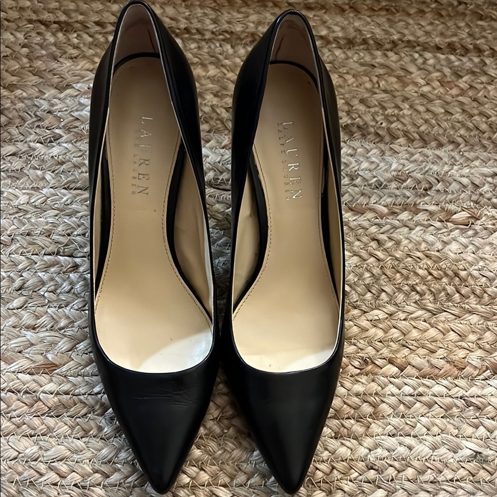 Ralph Lauren Double RL Black Heels Elegant Pointed-Toe Pumps